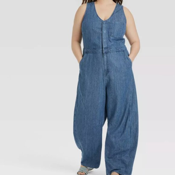 Universal Thread Curved Barrel Leg Jeans Denim Jumpsuit Overalls, Medium Wash 2 - Picture 9 of 11